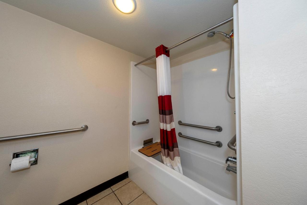 Red Roof Inn & Suites Biloxi - Ocean Springs Ngoại thất bức ảnh