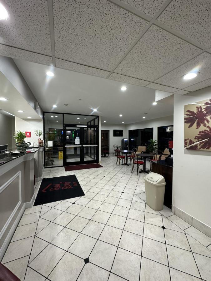 Red Roof Inn & Suites Biloxi - Ocean Springs Ngoại thất bức ảnh