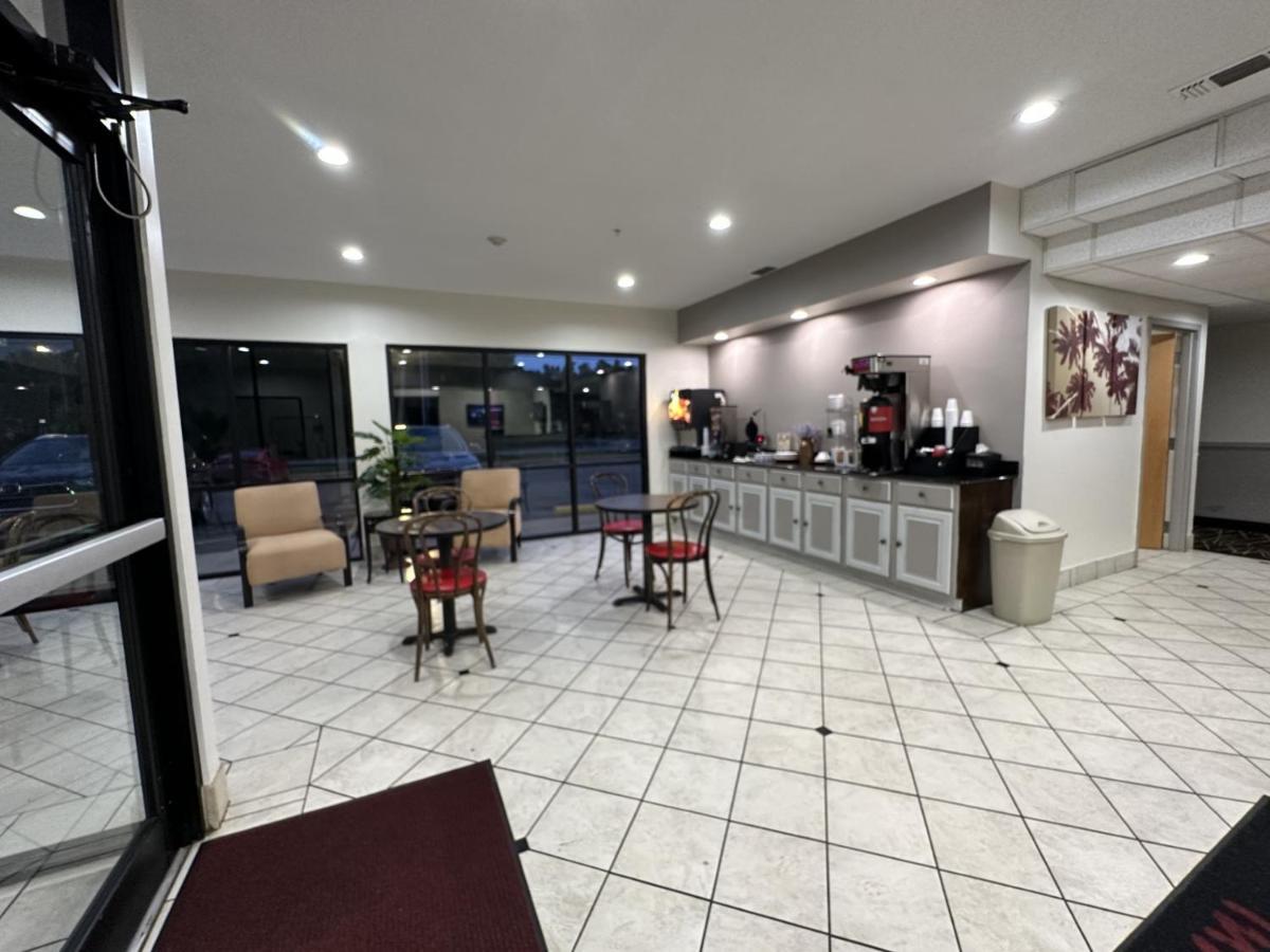 Red Roof Inn & Suites Biloxi - Ocean Springs Ngoại thất bức ảnh