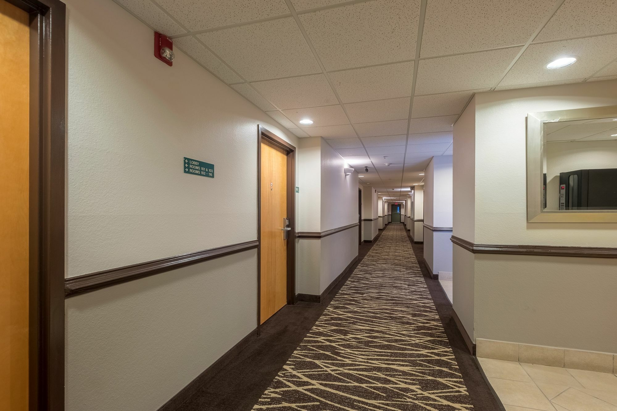 Red Roof Inn & Suites Biloxi - Ocean Springs Ngoại thất bức ảnh