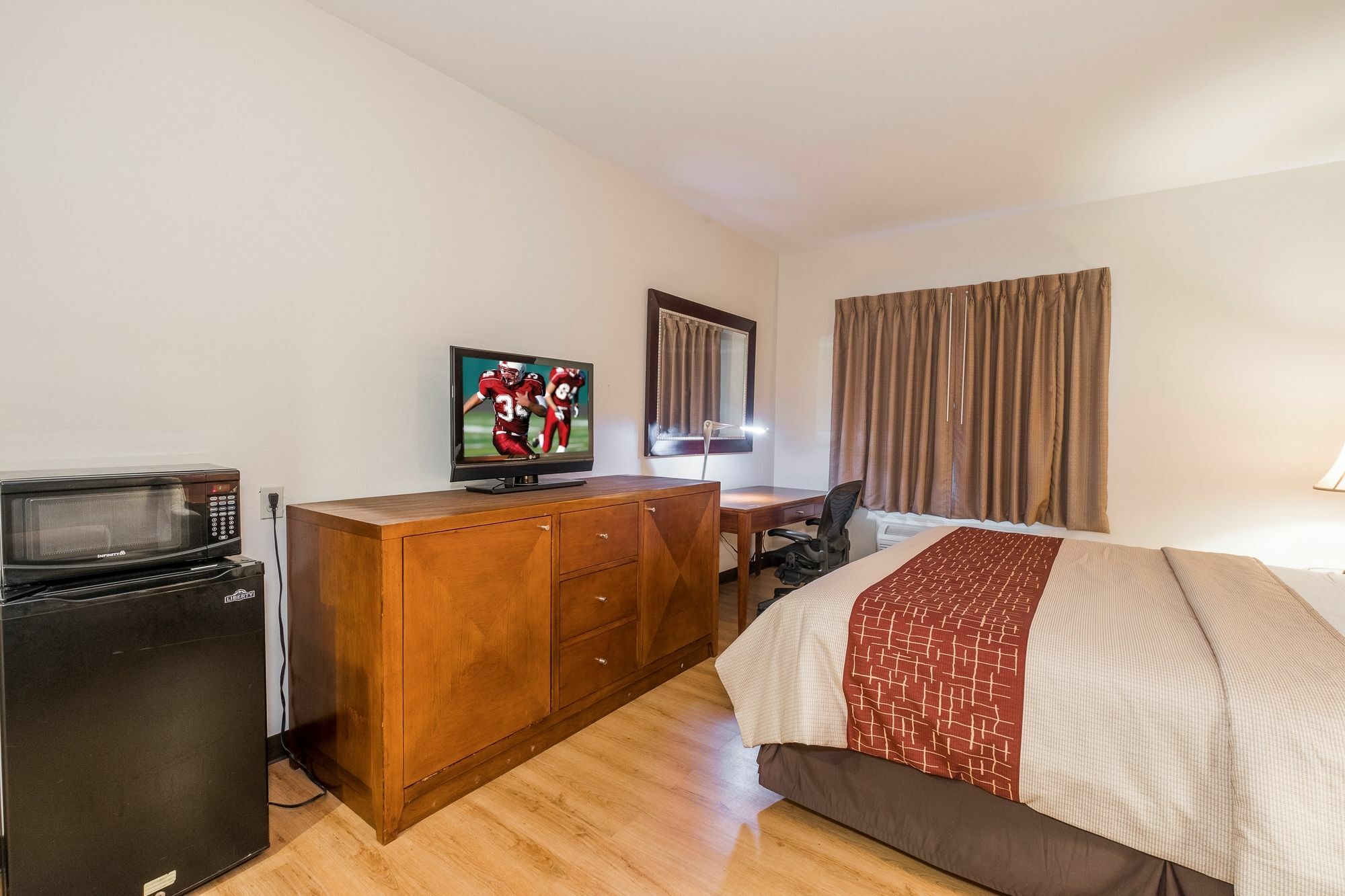 Red Roof Inn & Suites Biloxi - Ocean Springs Ngoại thất bức ảnh